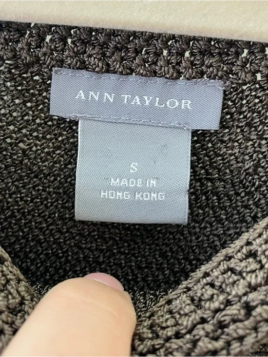 Ann Taylor brown textured viscose knit top S - Picture 4 of 5